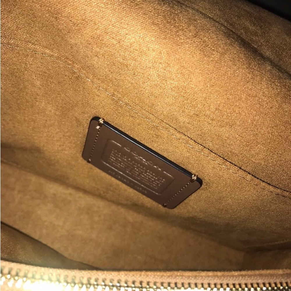 Coach C8595 Lane Shoulder Bag